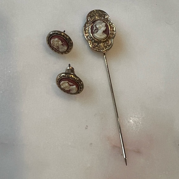 Vintage Cameo Lapel Pin & Stud Earring Set | Victorian Style - Picture 3 of 5
